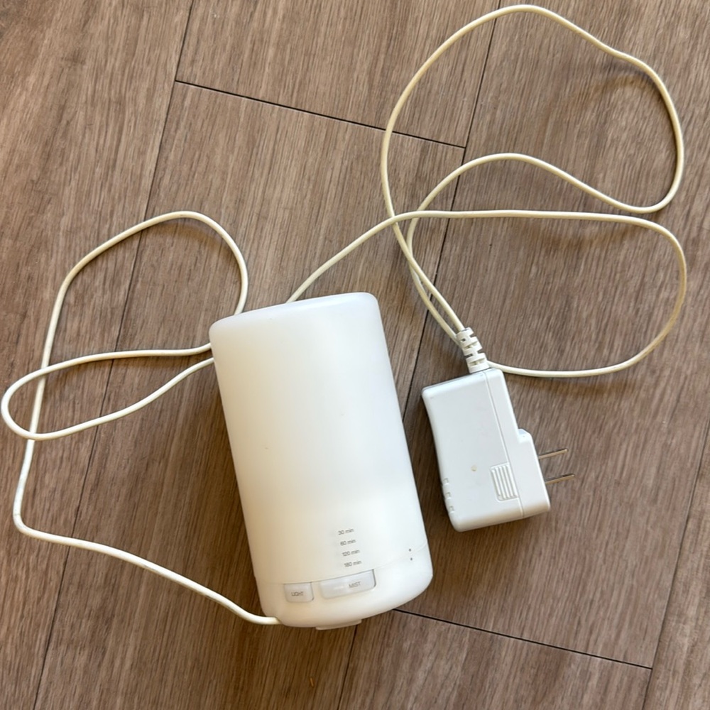 MUJI Ultrasonic Aroma Diffuser 3oz